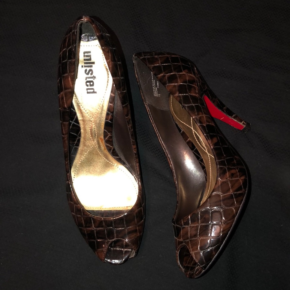 Brown Snakeskin Peep Toe Heels